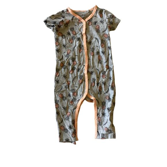Jessica Simpson Overall with Matching Bib - Picture 1 of 8